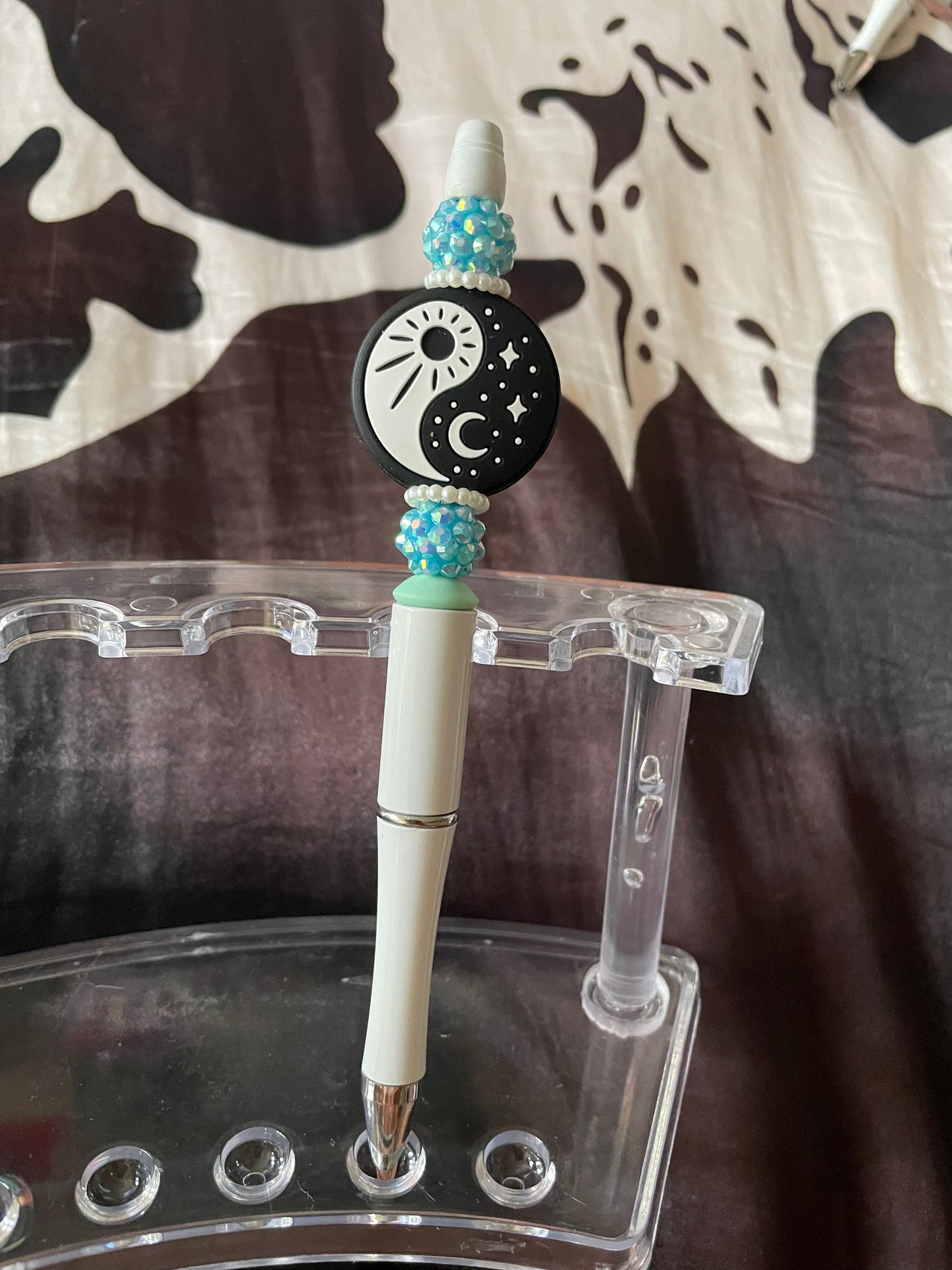 Yin Yang pen