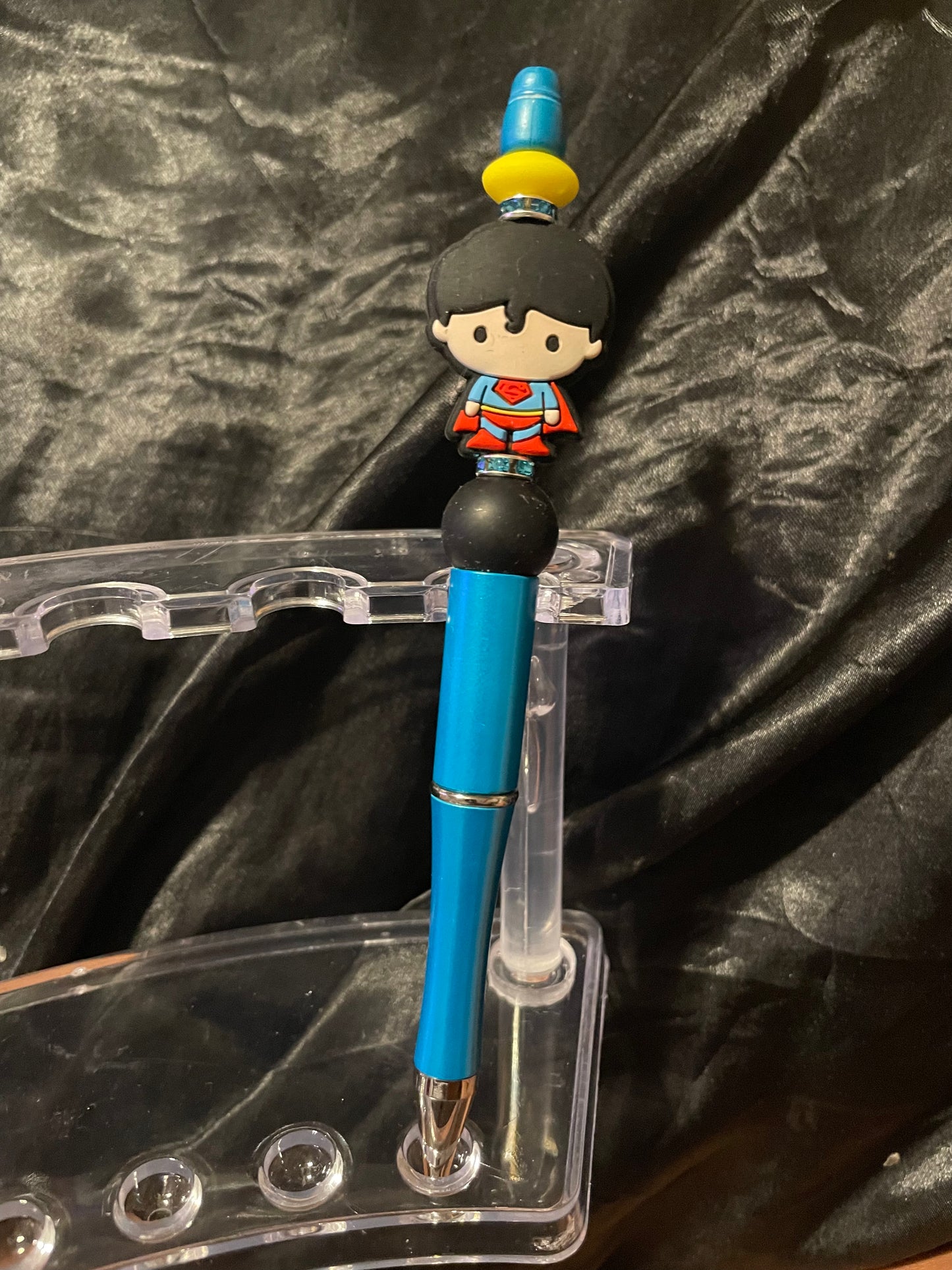 Superman pen